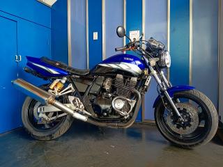 XJR400R