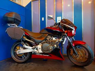 HORNET250