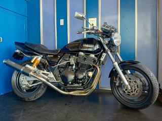 XJR400
