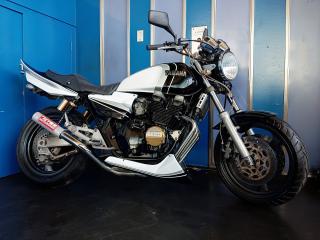 XJR400